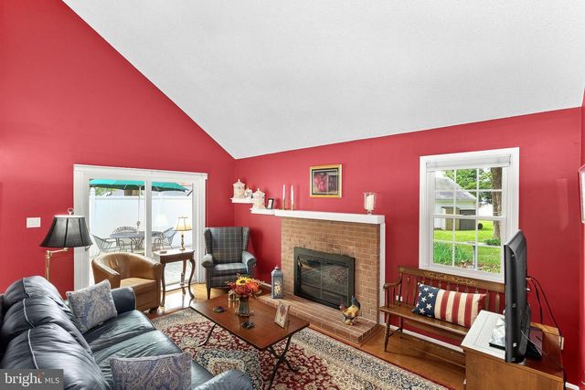115 COFFEE TREE CT, Sterling, VA 20164