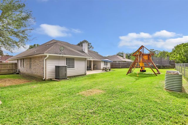 210 Regal Lane, Liberty, TX 77575