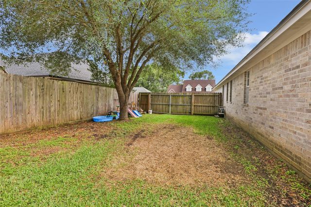 210 Regal Lane, Liberty, TX 77575