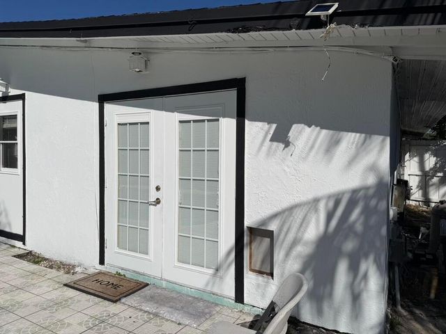 1014 W Drew Street, Lantana, FL 33462