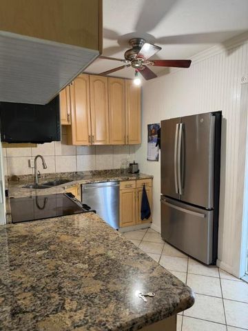 1014 W Drew Street, Lantana, FL 33462