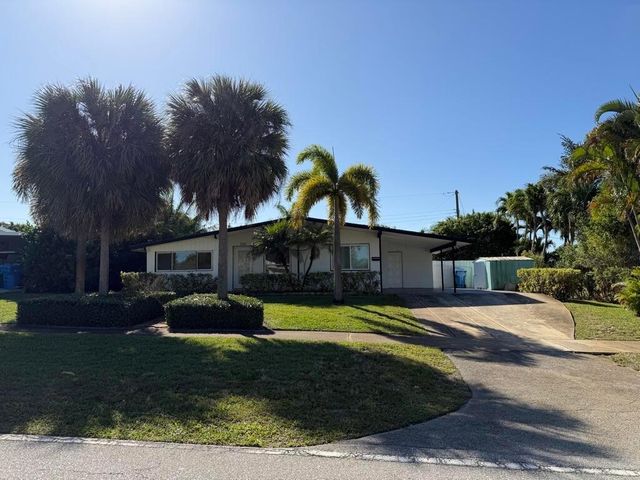 1014 W Drew Street, Lantana, FL 33462