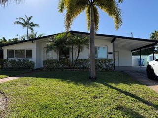 1014 W Drew Street, Lantana, FL 33462