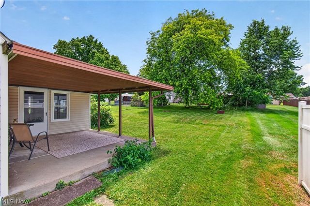 2747 Lincoln Way NW, Massillon, OH 44647