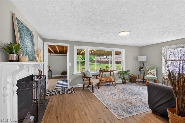 2747 Lincoln Way NW, Massillon, OH 44647