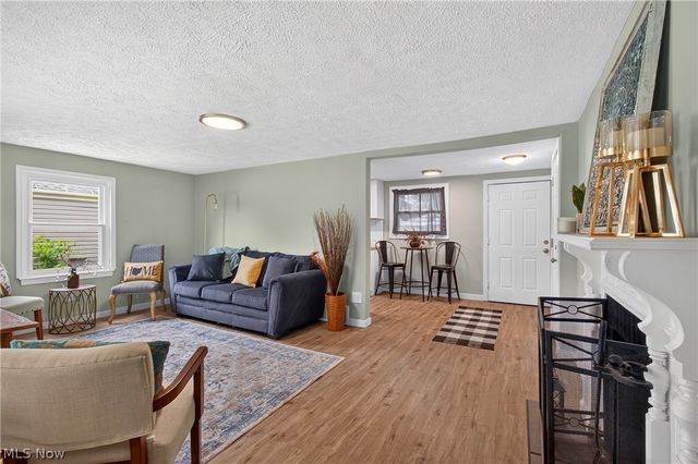 2747 Lincoln Way NW, Massillon, OH 44647