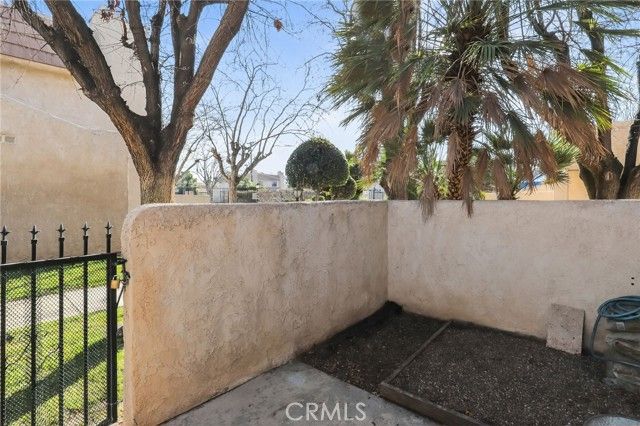 433 W Avenue J5 13, Lancaster, CA 93534