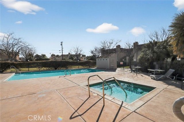 433 W Avenue J5 13, Lancaster, CA 93534