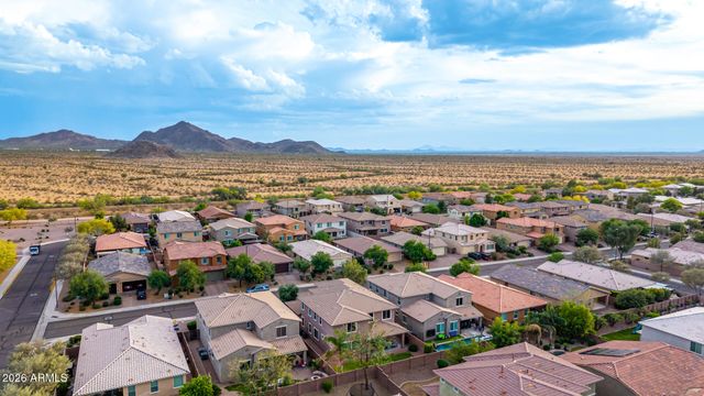 2454 E STACEY Road, Gilbert, AZ 85298