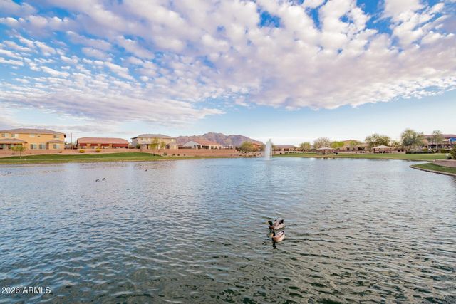 2454 E STACEY Road, Gilbert, AZ 85298