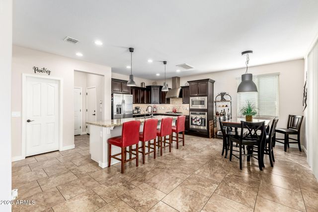 2454 E STACEY Road, Gilbert, AZ 85298