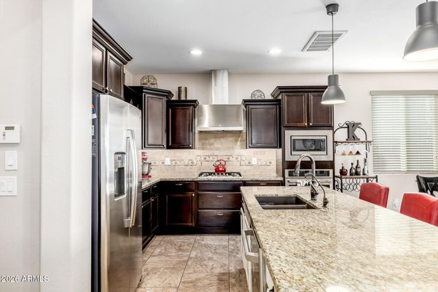 2454 E STACEY Road, Gilbert, AZ 85298