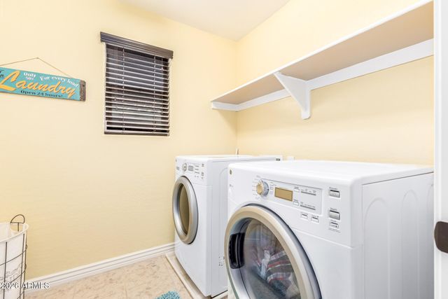 2454 E STACEY Road, Gilbert, AZ 85298