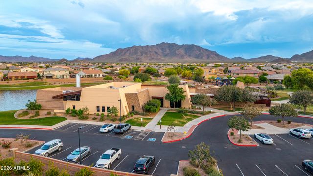 2454 E STACEY Road, Gilbert, AZ 85298