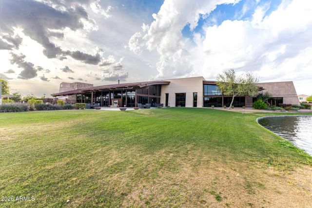 2454 E STACEY Road, Gilbert, AZ 85298