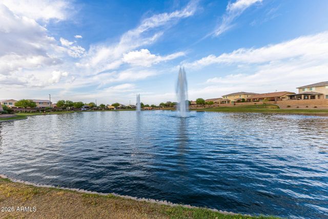 2454 E STACEY Road, Gilbert, AZ 85298