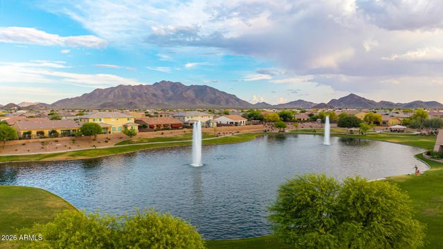 2454 E STACEY Road, Gilbert, AZ 85298