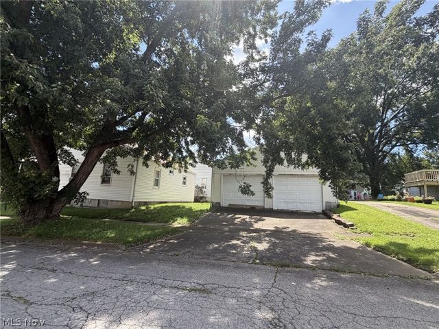 2744 Zedaker Street, Youngstown, OH 44502
