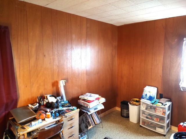 14325 Paradise Lake Road, Levering, MI 49755