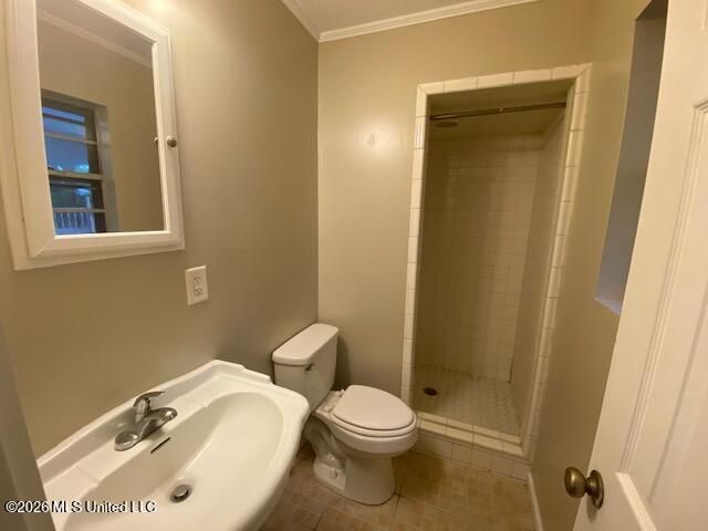 422 Whispering Pine Drive, Ocean Springs, MS 39564