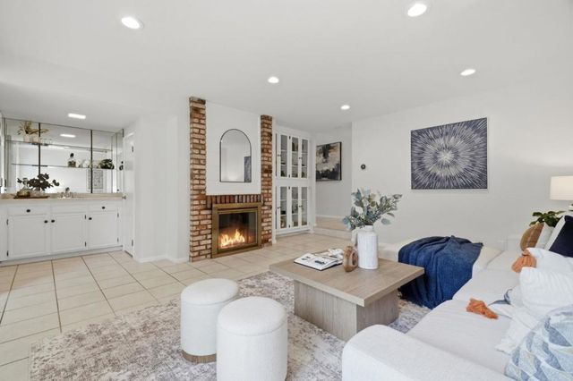 1210 Spruance, San Jose, CA 95128