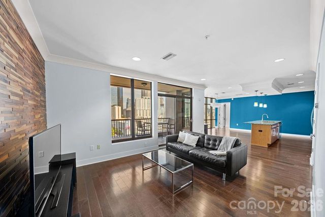 222 S Caldwell Street 1509, Charlotte, NC 28202
