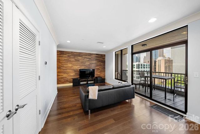 222 S Caldwell Street 1509, Charlotte, NC 28202