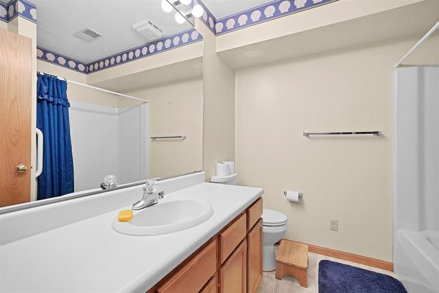 5514 Ivy Drive, Stevensville, MI 49127