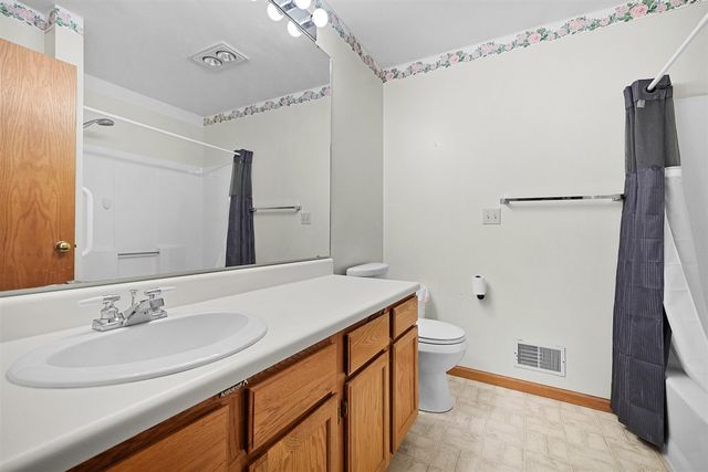 5514 Ivy Drive, Stevensville, MI 49127