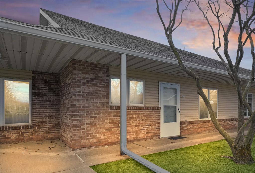 5514 Ivy Drive, Stevensville, MI 49127