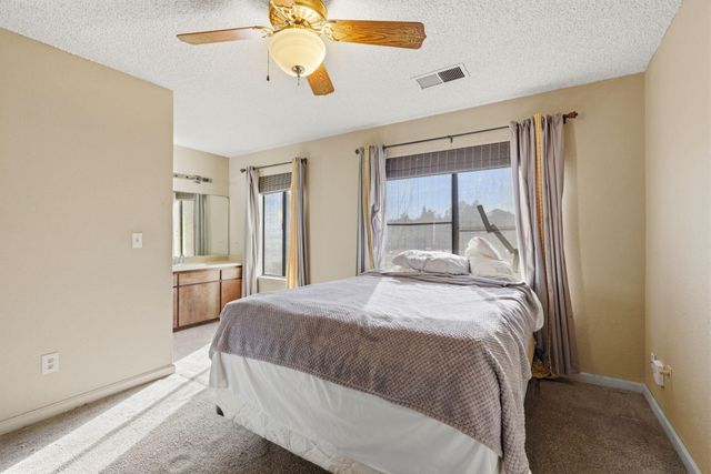 1908 N Cedar Court, Visalia, CA 93292