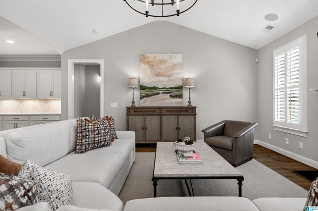 4717 JACKSON LOOP, Vestavia Hills, AL 35242