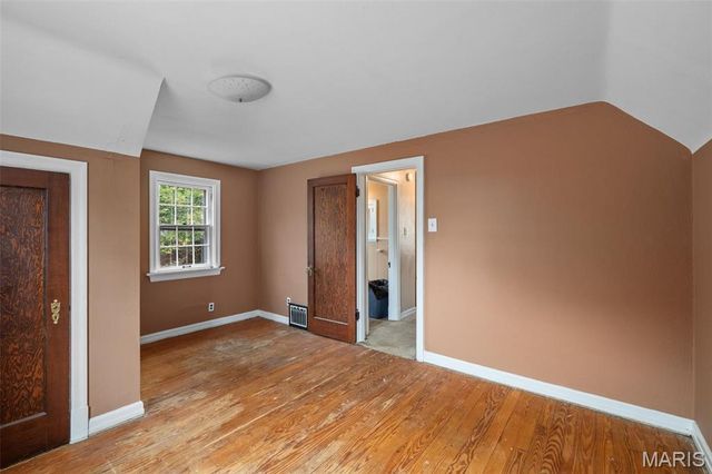 2418 Petrova Avenue, Jennings, MO 63136