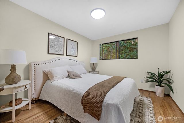 12521 2nd Avenue NE, Seattle, WA 98125