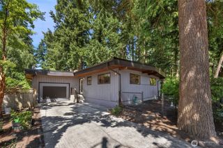 12521 2nd Avenue NE, Seattle, WA 98125