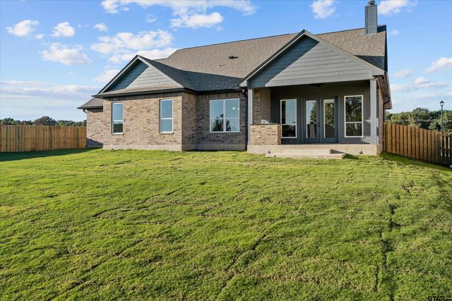 16421 Clearview Drive, Lindale, TX 75771