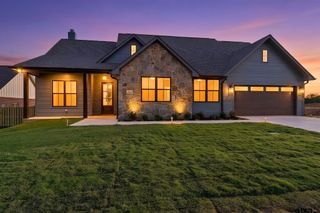 16421 Clearview Drive, Lindale, TX 75771