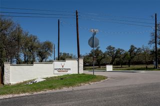 205 Legacy Oaks Ranch DR, Johnson City, TX 78636