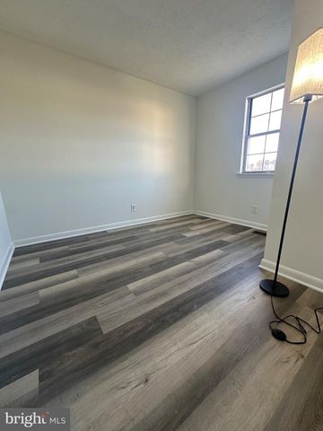 970 CENTRAL HILLS LN, Hyattsville, MD 20785