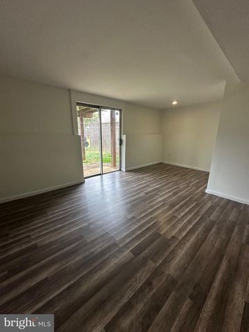 970 CENTRAL HILLS LN, Hyattsville, MD 20785