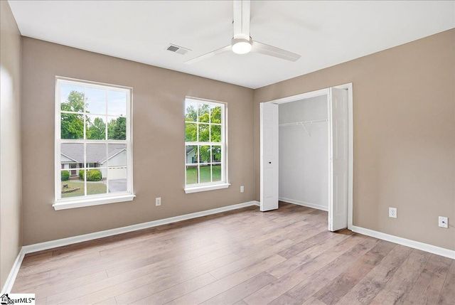 207 Two Gait Lane, Simpsonville, SC 29680