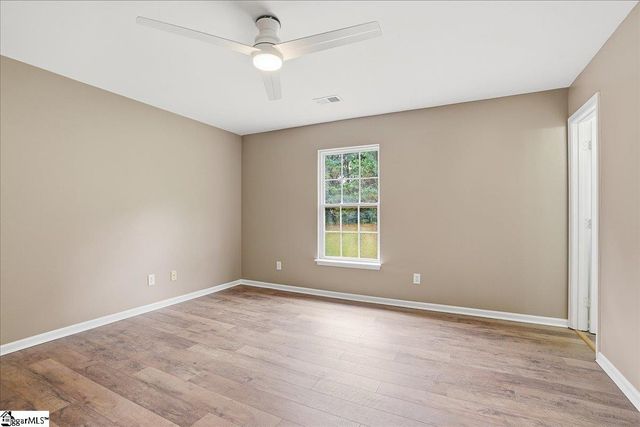 207 Two Gait Lane, Simpsonville, SC 29680