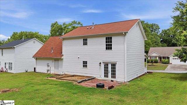 207 Two Gait Lane, Simpsonville, SC 29680