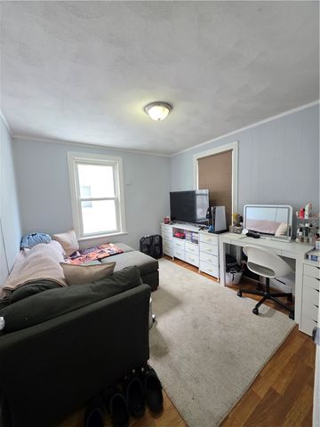 422 East Avenue, Pawtucket, RI 02860