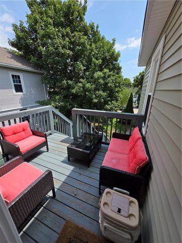 422 East Avenue, Pawtucket, RI 02860