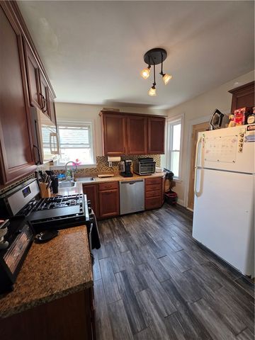 422 East Avenue, Pawtucket, RI 02860
