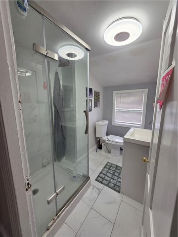 422 East Avenue, Pawtucket, RI 02860