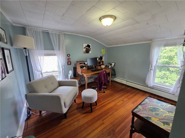 422 East Avenue, Pawtucket, RI 02860