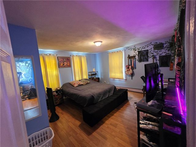 422 East Avenue, Pawtucket, RI 02860
