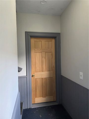 422 East Avenue, Pawtucket, RI 02860